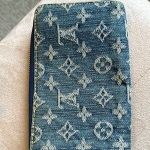 Louis Vuitton Denim Monogram Zippy Wallet